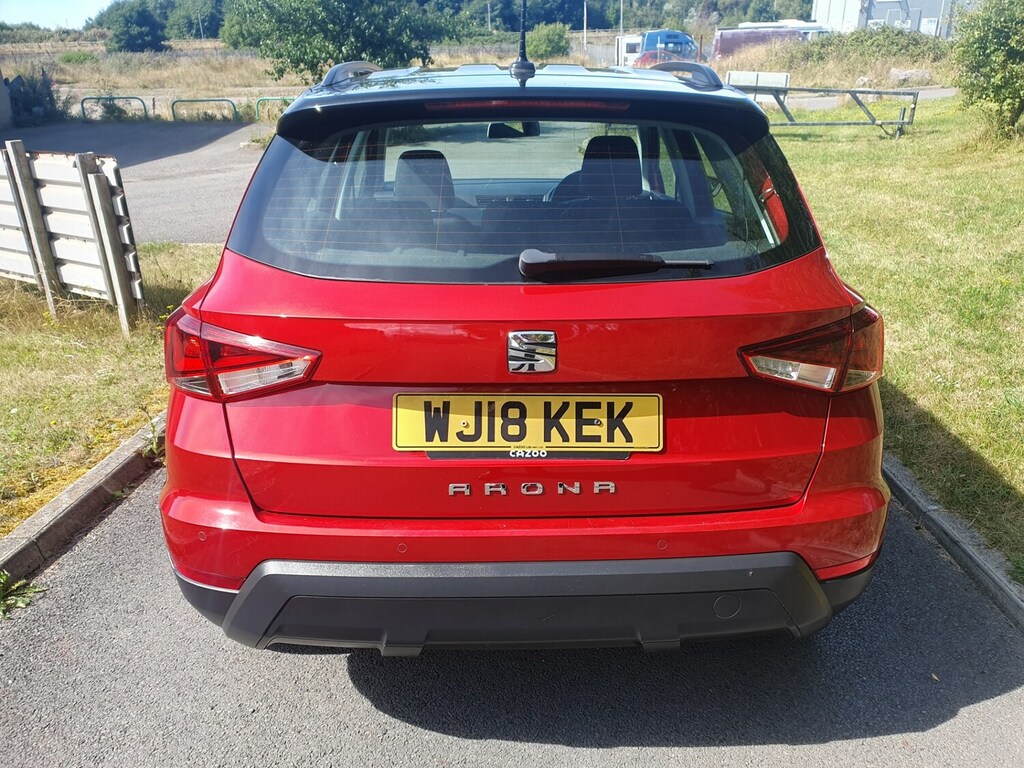 Seat Arona 1.0 Tsi 115 Se Technology Dsg Red #4