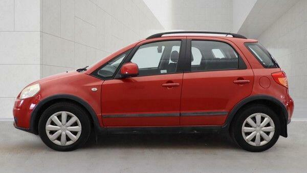 Suzuki SX4 Gl Red #5