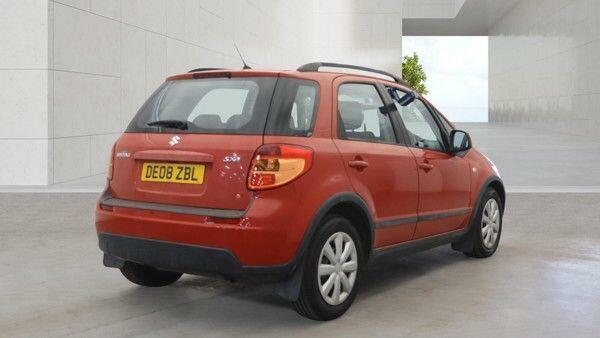 Suzuki SX4 Gl Red #4