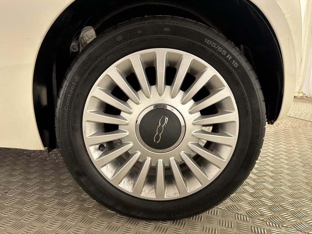 Fiat 500 Lounge 3-Door White #13
