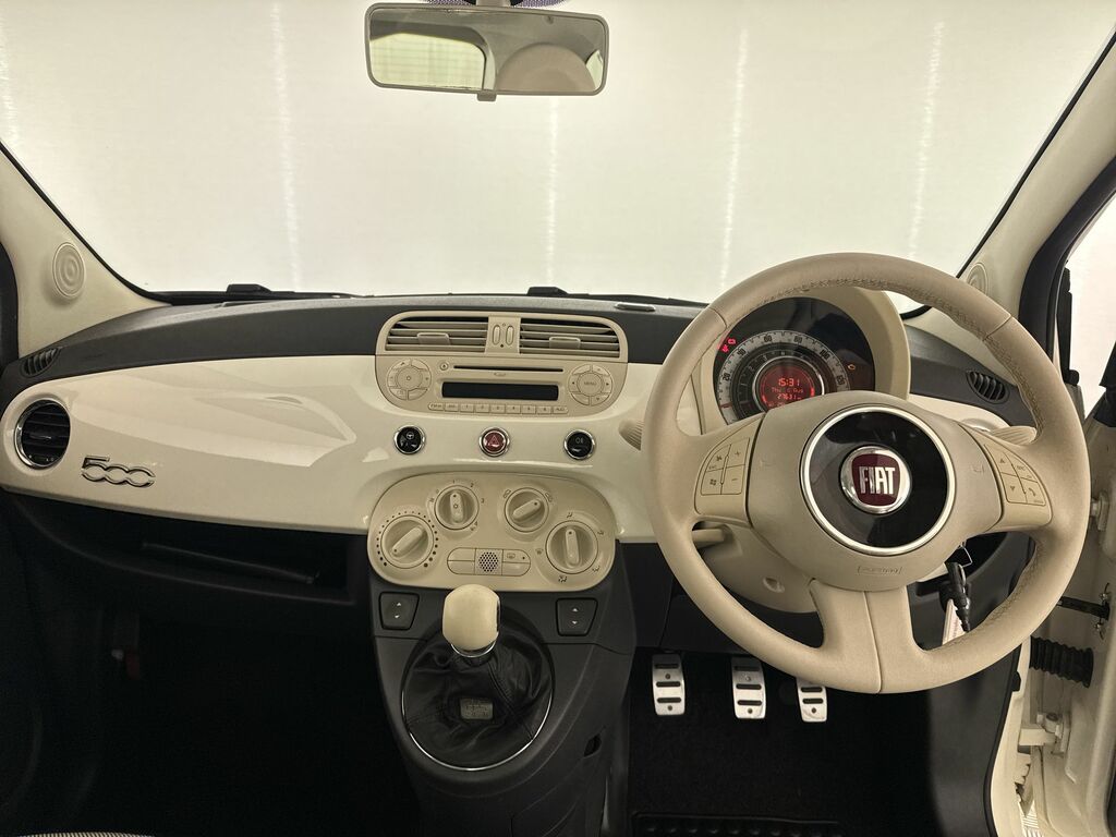 Fiat 500 Lounge 3-Door White #18