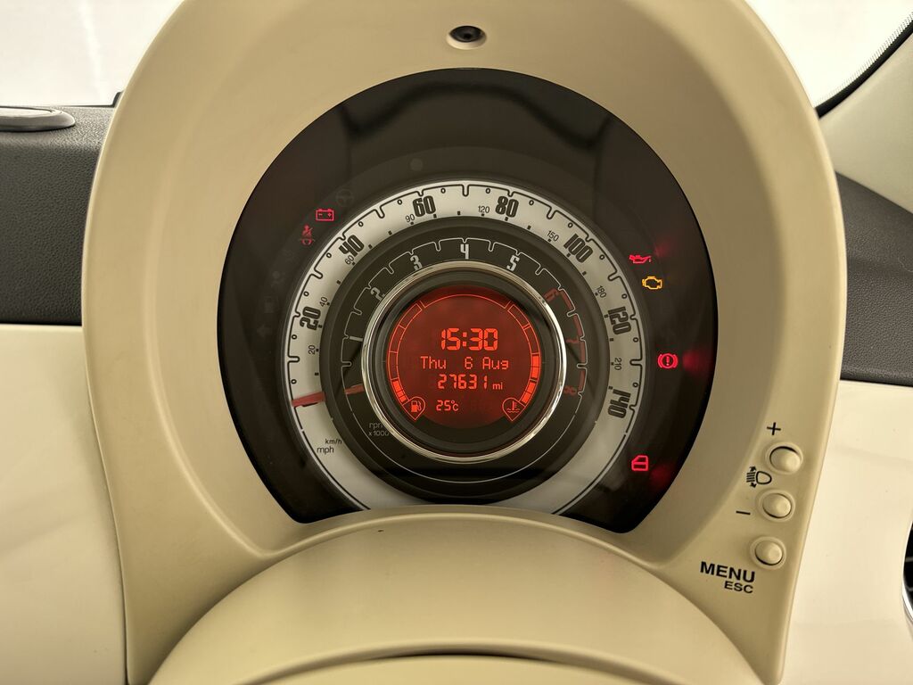 Fiat 500 Lounge 3-Door White #12