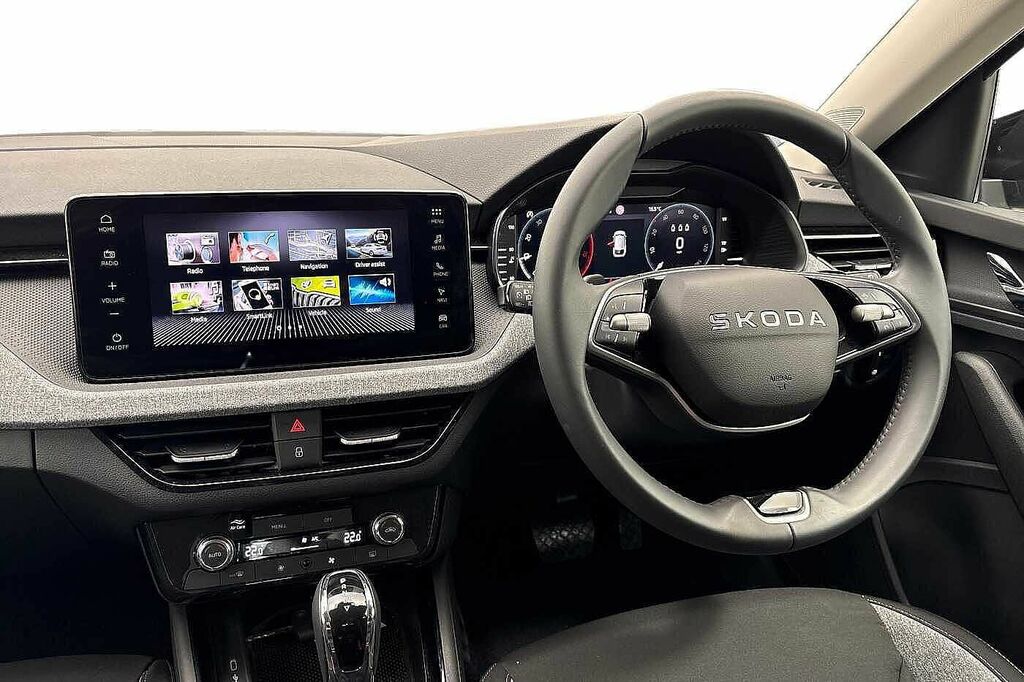 Skoda Scala 1.0 Tsi 116 Se Edition Dsg Black #2