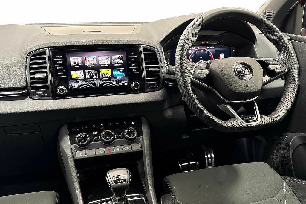 Skoda Karoq Sportline 2.0 Tsi 190 Ps 4X4 Dsg Red #2