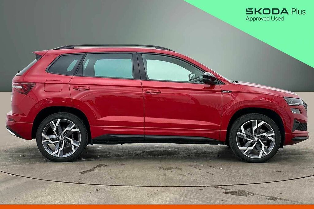 Skoda Karoq Sportline 2.0 Tsi 190 Ps 4X4 Dsg Red #4