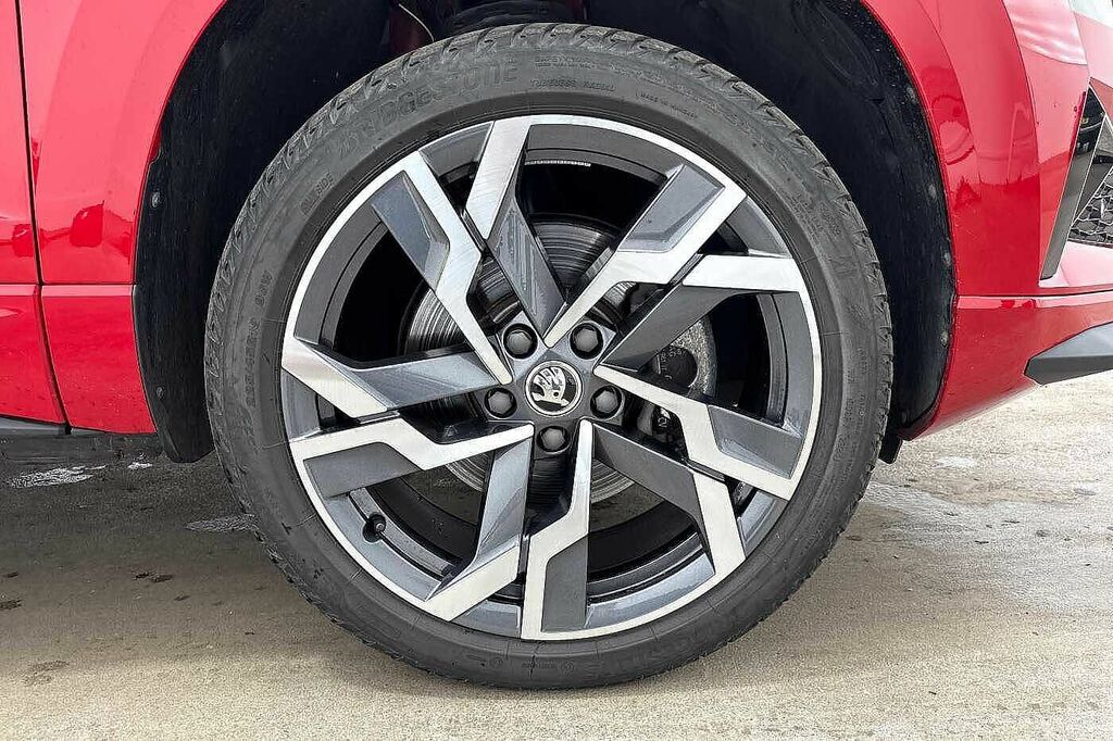 Skoda Karoq Sportline 2.0 Tsi 190 Ps 4X4 Dsg Red #5
