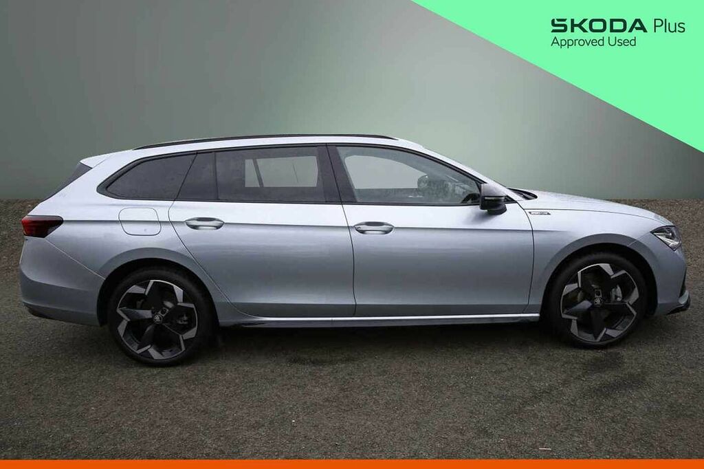 Skoda Superb 1.5 Tsi Iv Sportline Dsg Plug-in Hybrid Tow Ba Silver #4