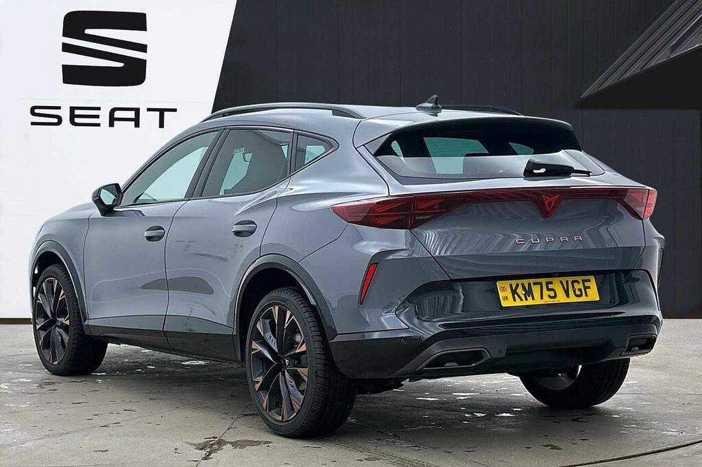 Cupra Formentor V3 1.5 Etsi 150 7-Speed Grey #3