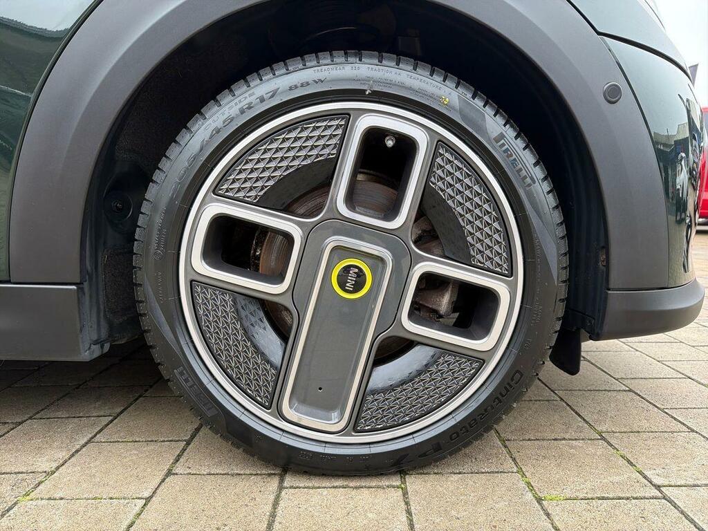 Mini Electric Cooper Se 32.6Kwh Resolute Edition Green #6
