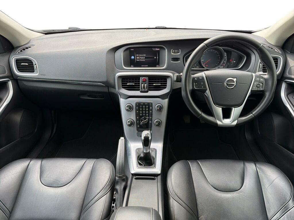 Volvo V40 Volvo V40 2.0 D3 150 Momentum Nav Plus Geartro Blue #9
