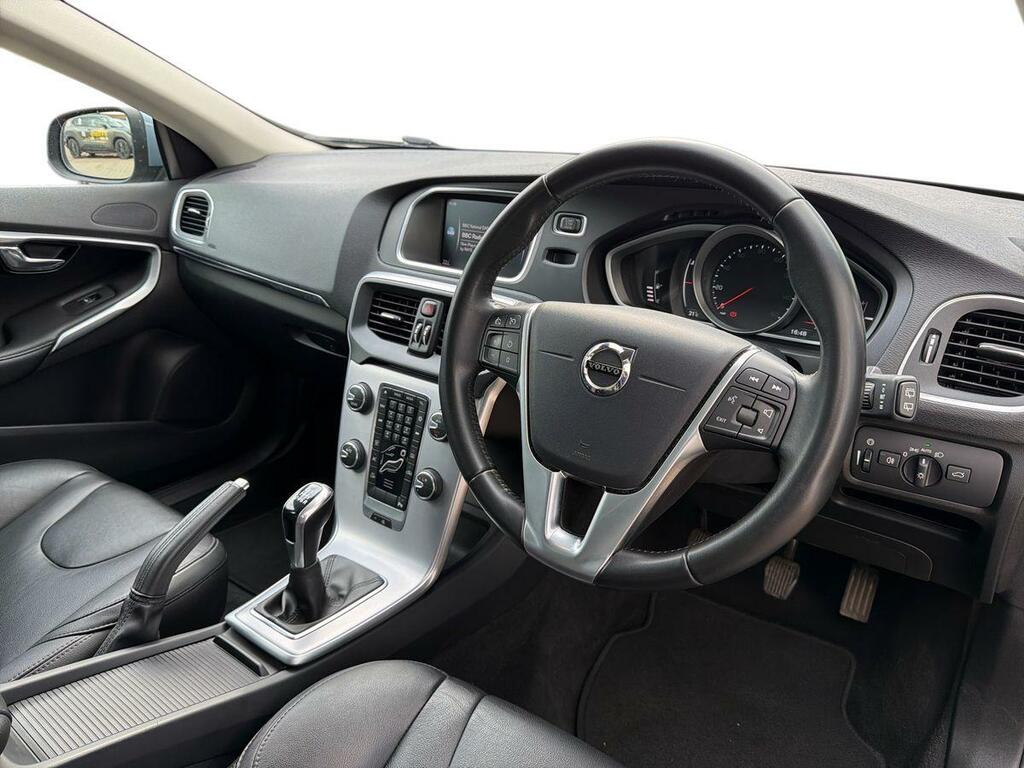 Volvo V40 Volvo V40 2.0 D3 150 Momentum Nav Plus Geartro Blue #7
