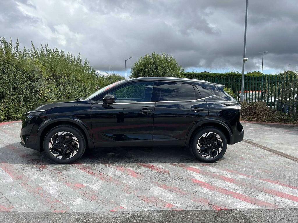 Nissan Qashqai 1.5 H E-power N-connecta Suv Hybrid Aut Black #4