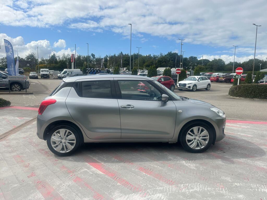 Suzuki Swift 1.0 Boosterjet Sz-t Euro 6 Red #9