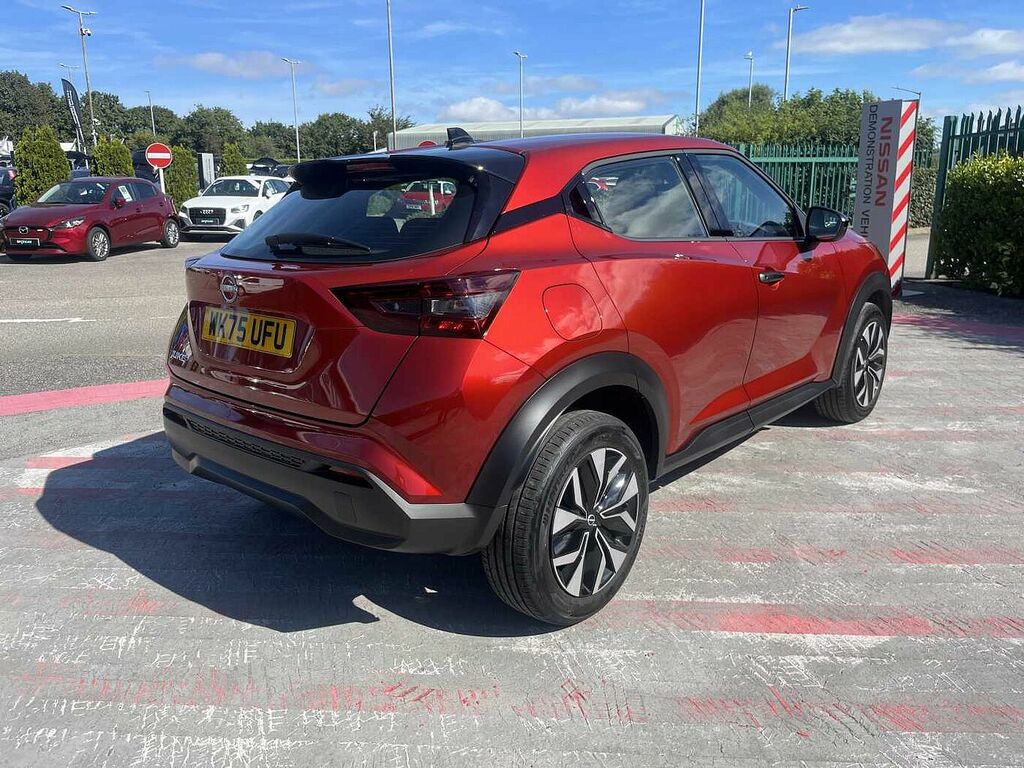 Nissan Juke 1.0 Dig-t Acenta Premium Suv Eur Red #5