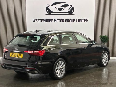 Audi A4 2.0 Tdi 30 Black #4