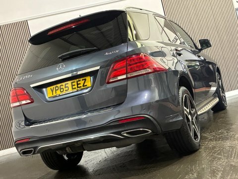 Mercedes-Benz GLE Class 3.0 Gle350d V6 Amg Line Premium Plus G-tronic 4M White #21