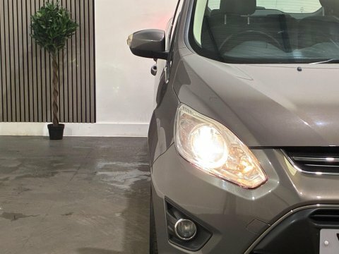 Ford Grand C-Max 1.0T Ecoboost Zetec Mpv Euro 5 Red #40