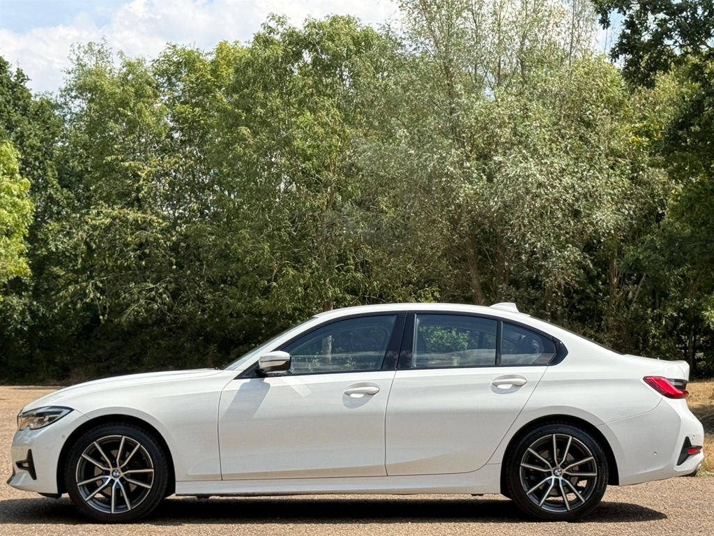 BMW 3 Series 320I Sport White #5