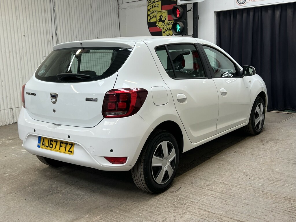Dacia Sandero 1.0 Laureate Sce 75 White #5