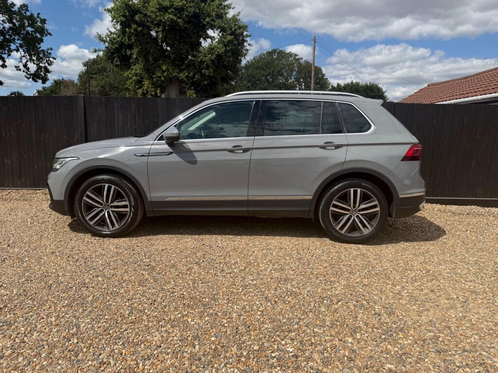 Volkswagen Tiguan 1.5 Tsi Elegance Dsg Euro 6 Ss Grey #3