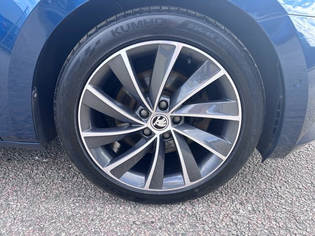 Skoda Superb 2.0 Tdi Laurin Klement Dsg 4Wd Euro 6 Ss Black #17