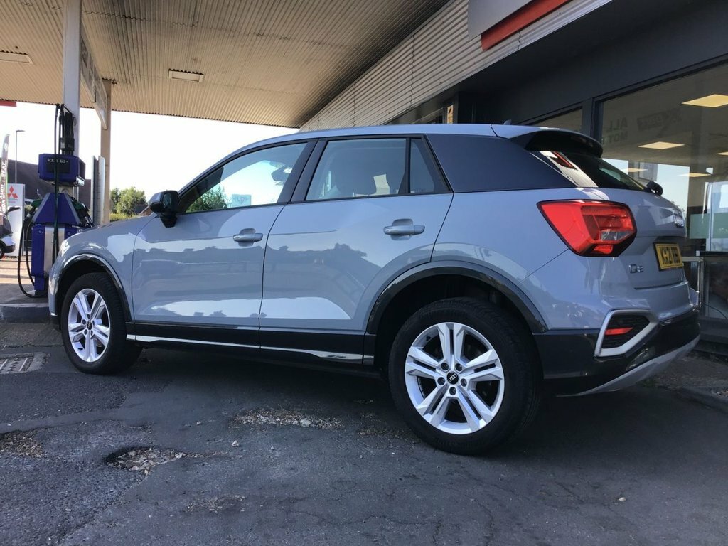Audi Q2 Tfsi 30 Sport Suv Grey #5
