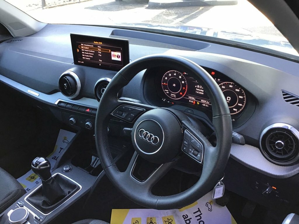 Audi Q2 Tfsi 30 Sport Suv Grey #6