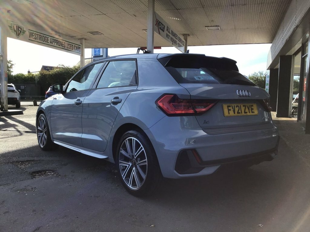 Audi A1 Tfsi 25 S Line Grey #4