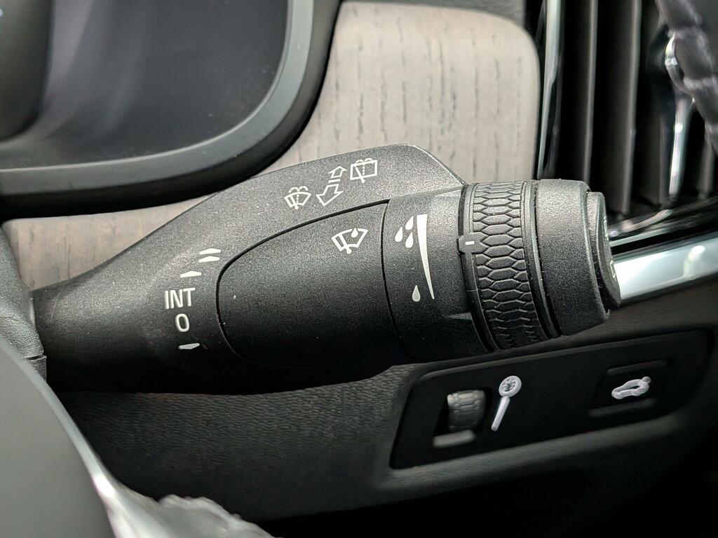 Volvo V90 2.0H T8 Twin Engine 11.6Kwh Inscription Plus  #23