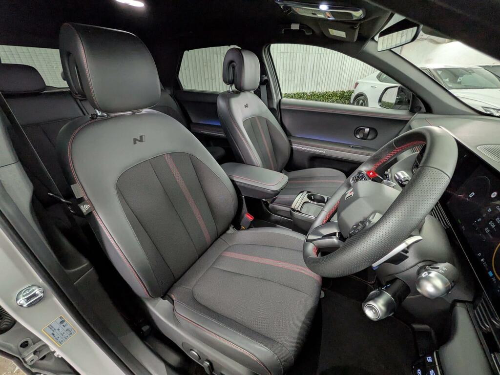 Hyundai Ioniq 5 Ultimate White #12