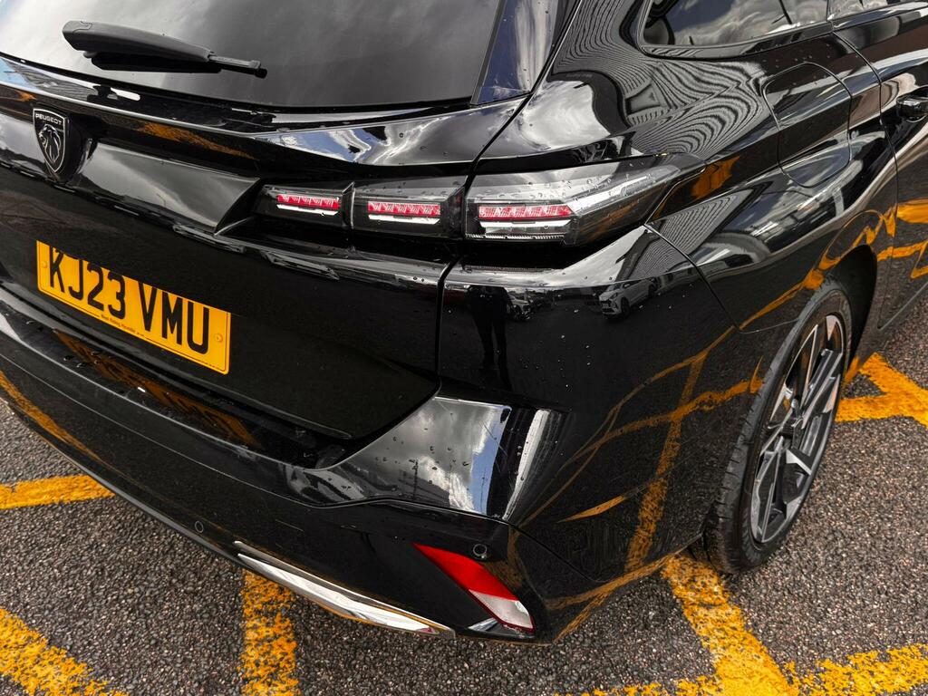 Peugeot 308 SW 1.2L Allure Premium Black #34