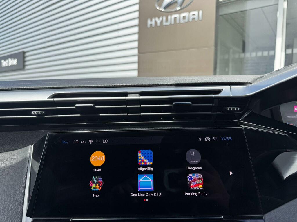 Peugeot 308 SW 1.2L Allure Premium Black #22