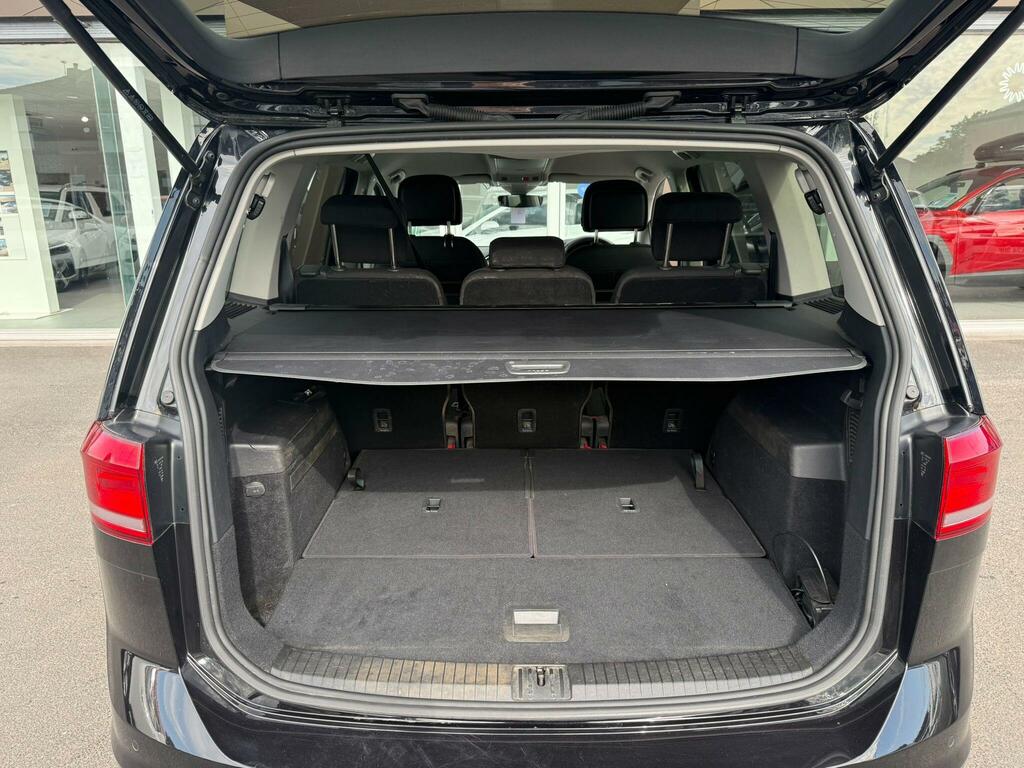 Volkswagen Touran Mpv 1.5 Tsi Se Family Evo 150Ps Dsg Red #31