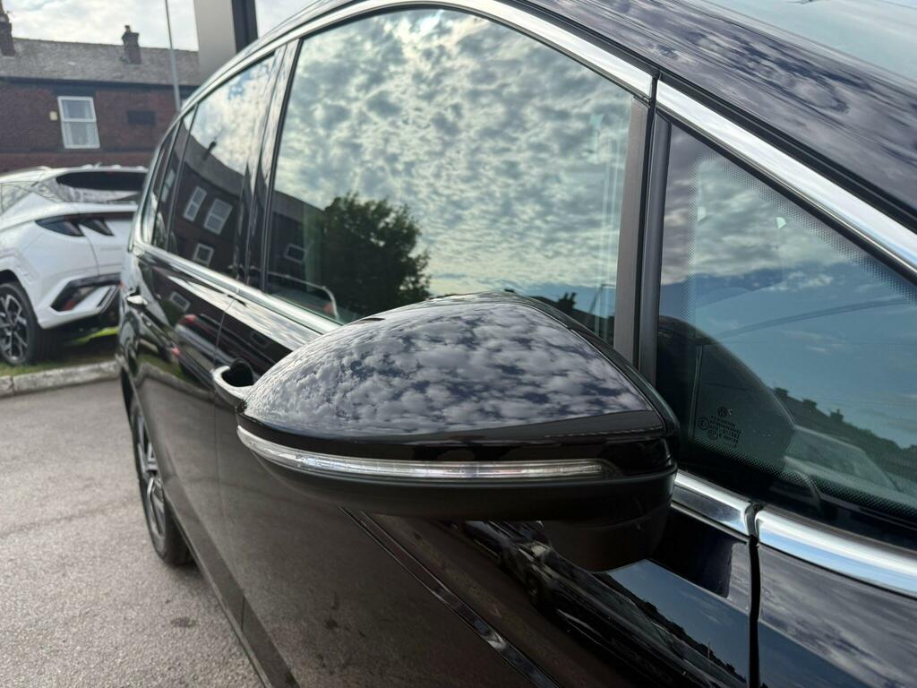 Volkswagen Touran Mpv 1.5 Tsi Se Family Evo 150Ps Dsg Red #28