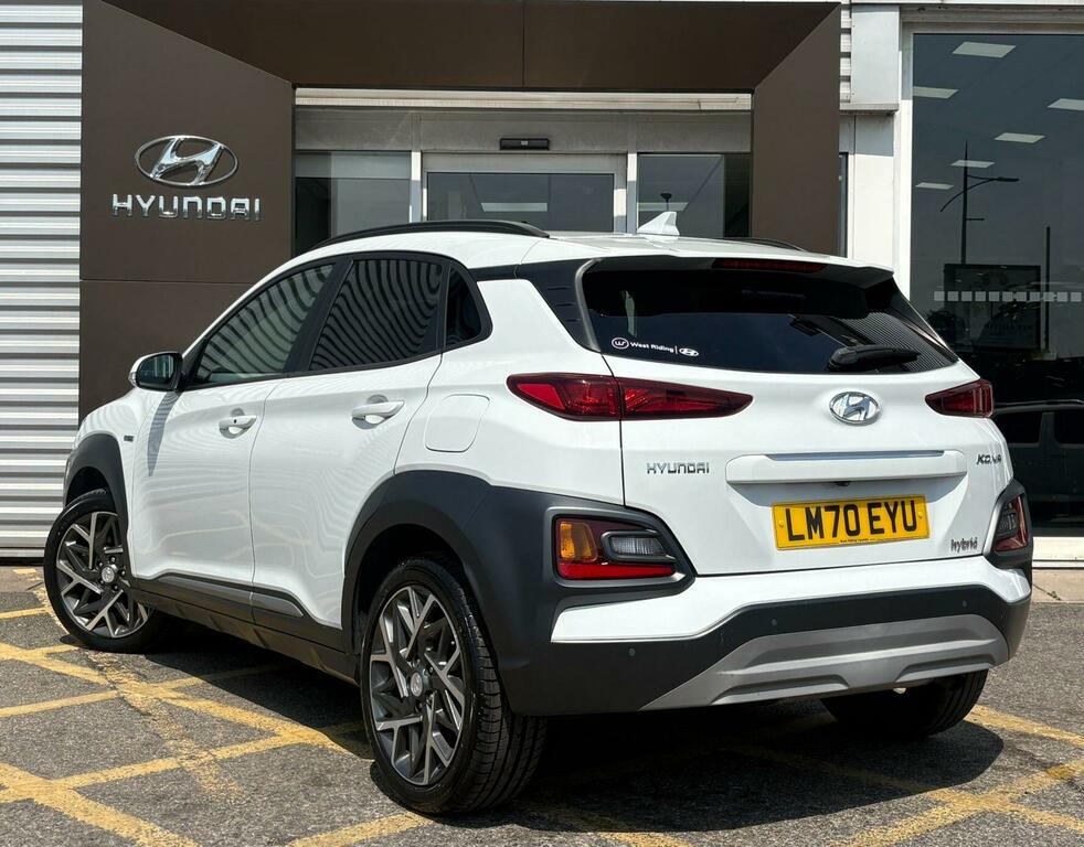 Hyundai Kona 1.6 H-gdi Premium Dct Euro 6 Ss White #2