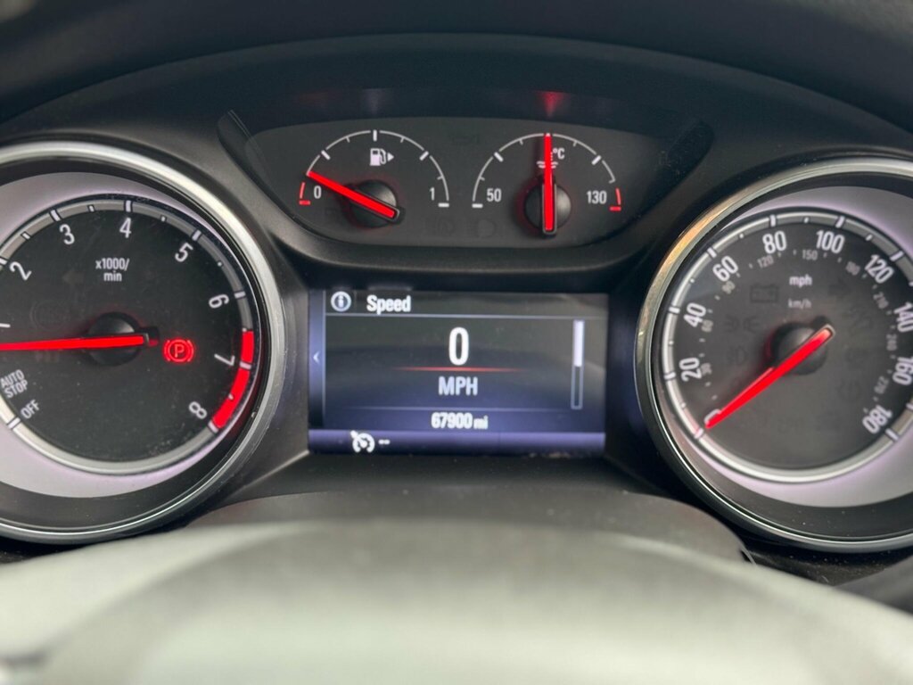 Vauxhall Insignia 2.0 Turbo D 170 Sri Vx-line Nav White #35