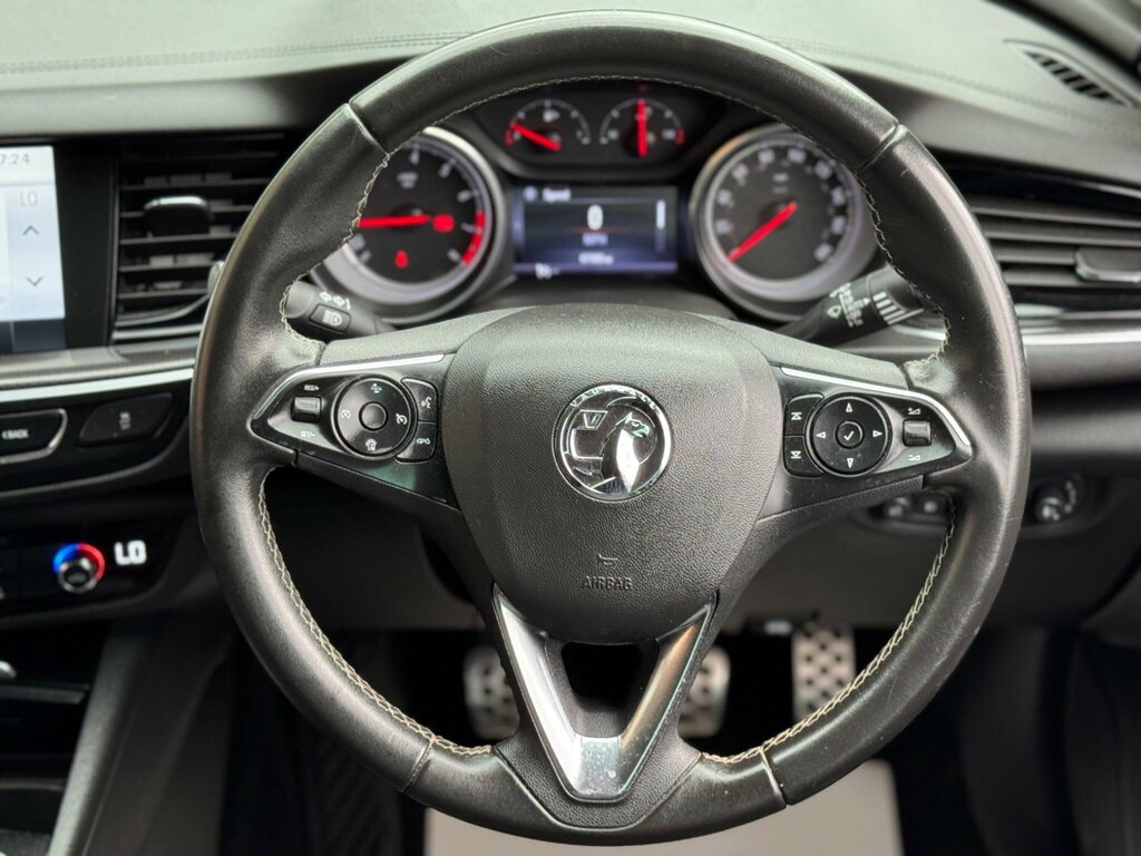 Vauxhall Insignia 2.0 Turbo D 170 Sri Vx-line Nav White #34
