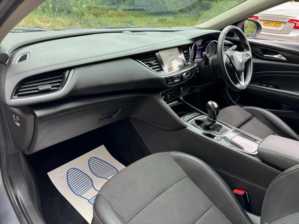 Vauxhall Insignia 2.0 Turbo D 170 Sri Vx-line Nav White #19