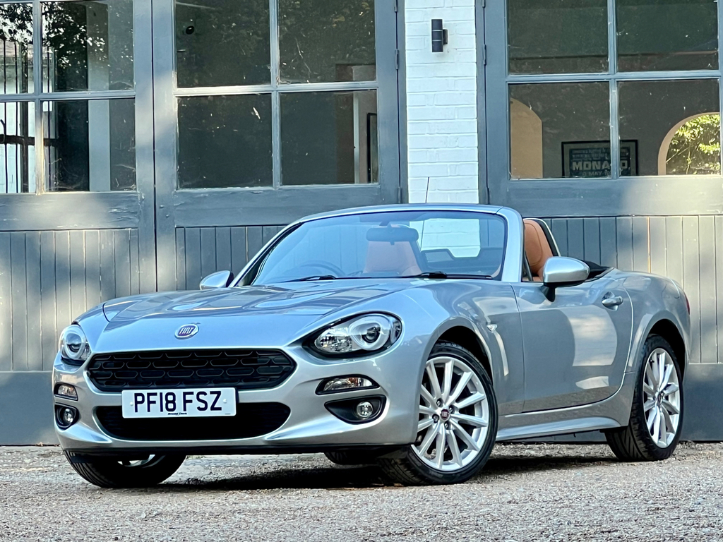 Fiat 124 Spider 1.4 Multiair Lusso Convertible Euro 6 Silver