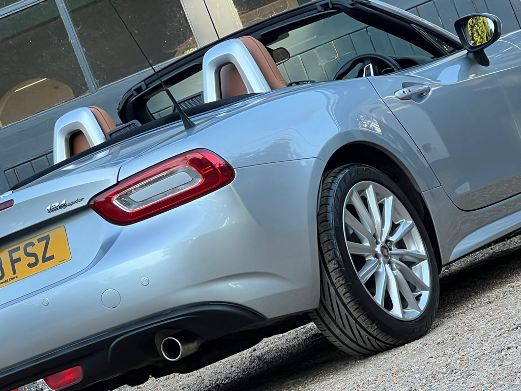 Fiat 124 Spider 1.4 Multiair Lusso Convertible Euro 6 Silver #5