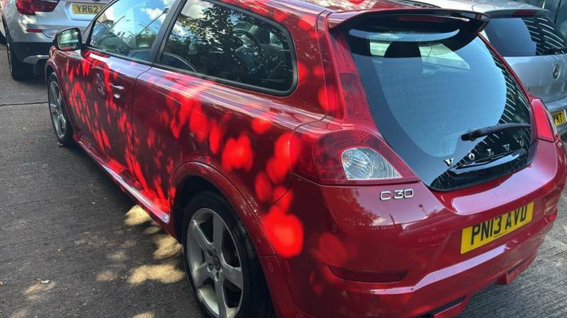 Volvo C30 2.0 R Design - 2013 13 Red #2