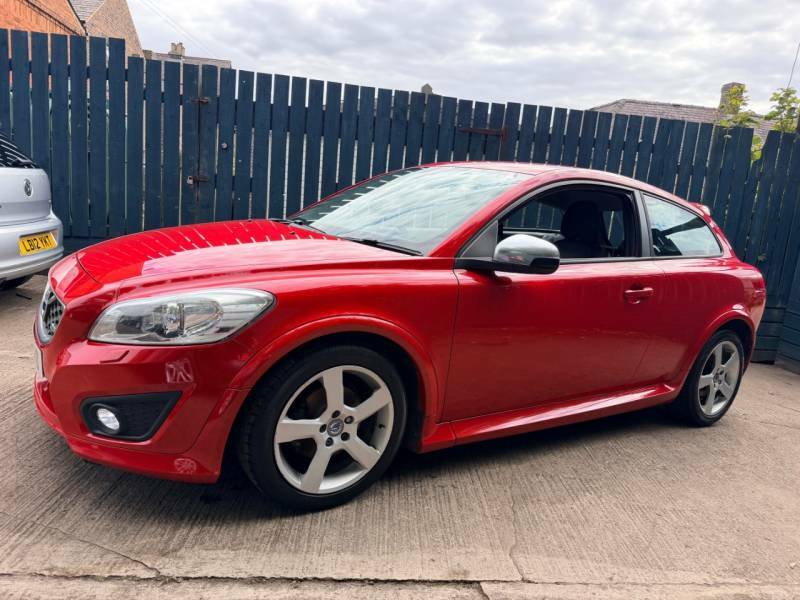 Volvo C30 2.0 R Design - 2013 13 Red #2