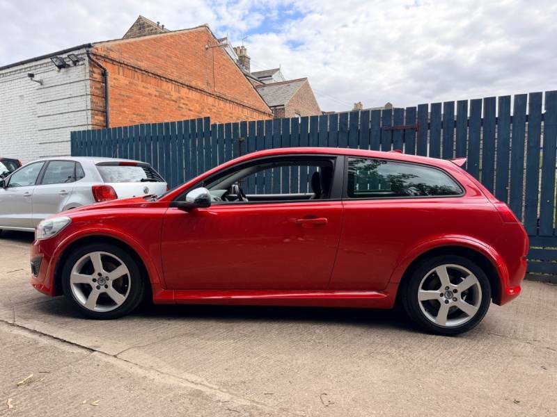 Volvo C30 2.0 R Design - 2013 13 Red #3