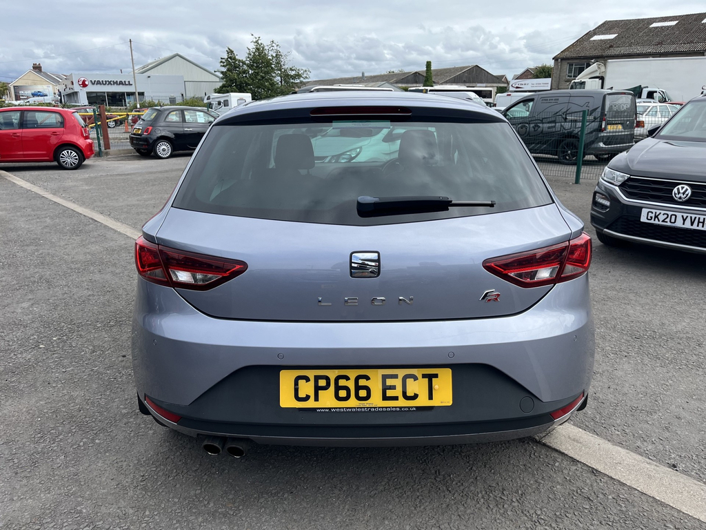 Seat Leon 1.6 Tdi Se Sport Tourer Euro 6 Ss White #9