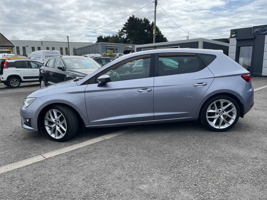 Seat Leon 1.6 Tdi Se Sport Tourer Euro 6 Ss White #7