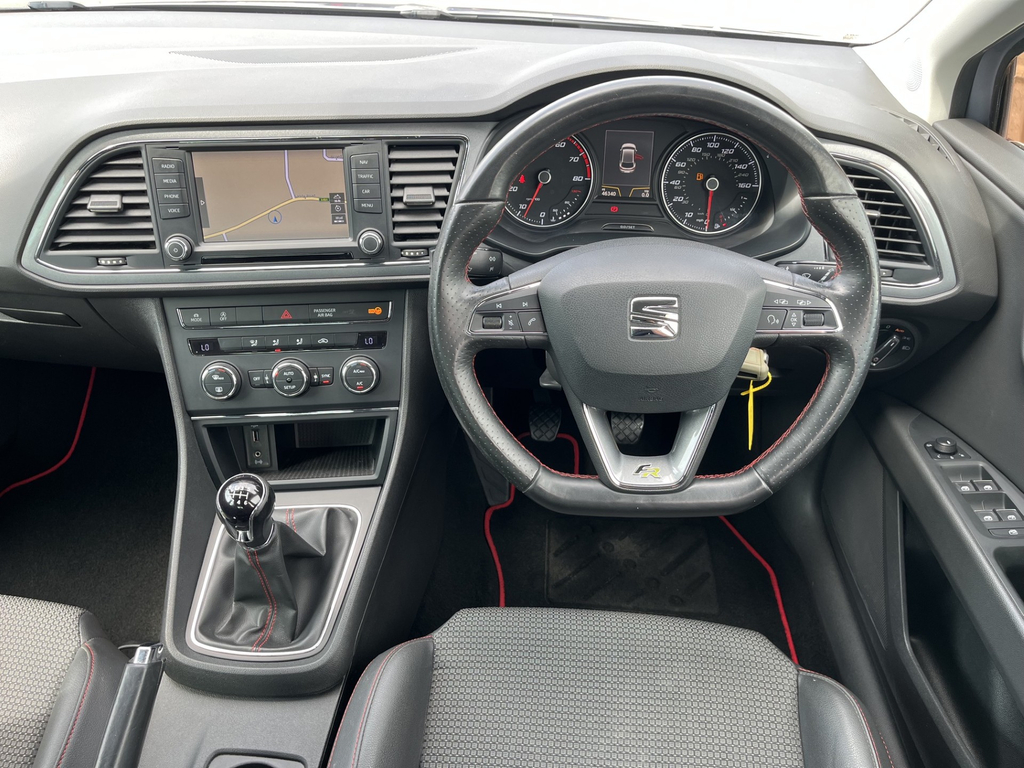 Seat Leon 1.6 Tdi Se Sport Tourer Euro 6 Ss White #30