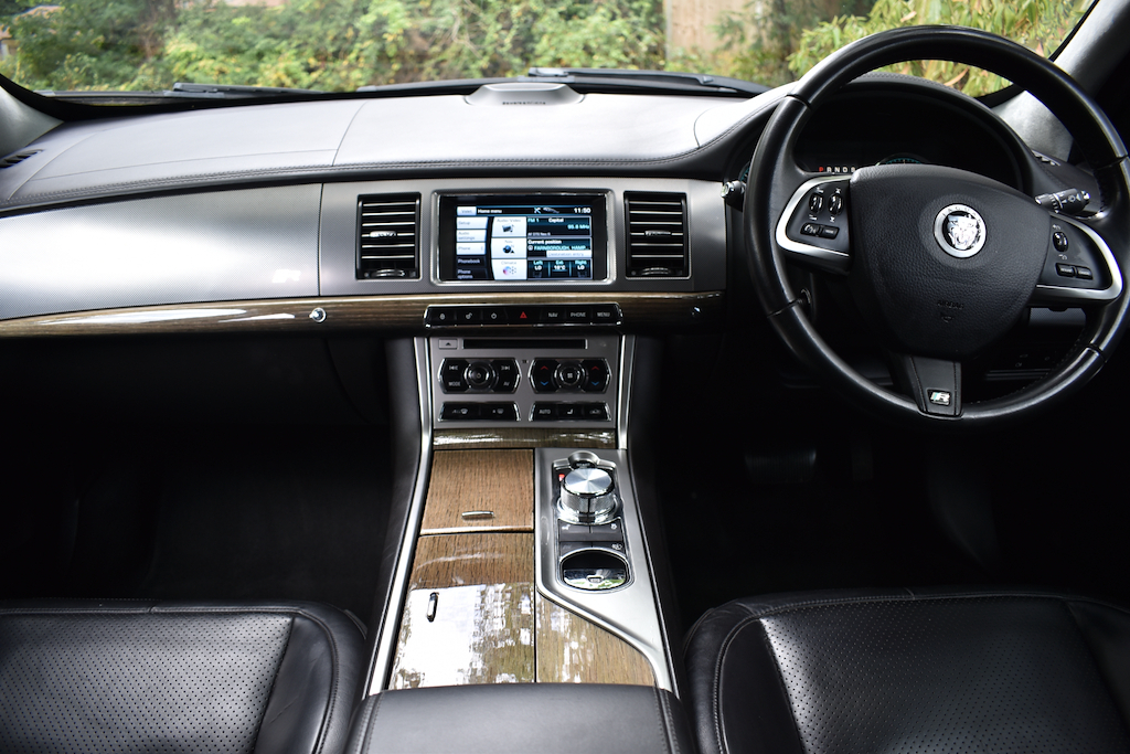 Jaguar XF 2.2D Premium Luxury Euro 5 Ss Black #20