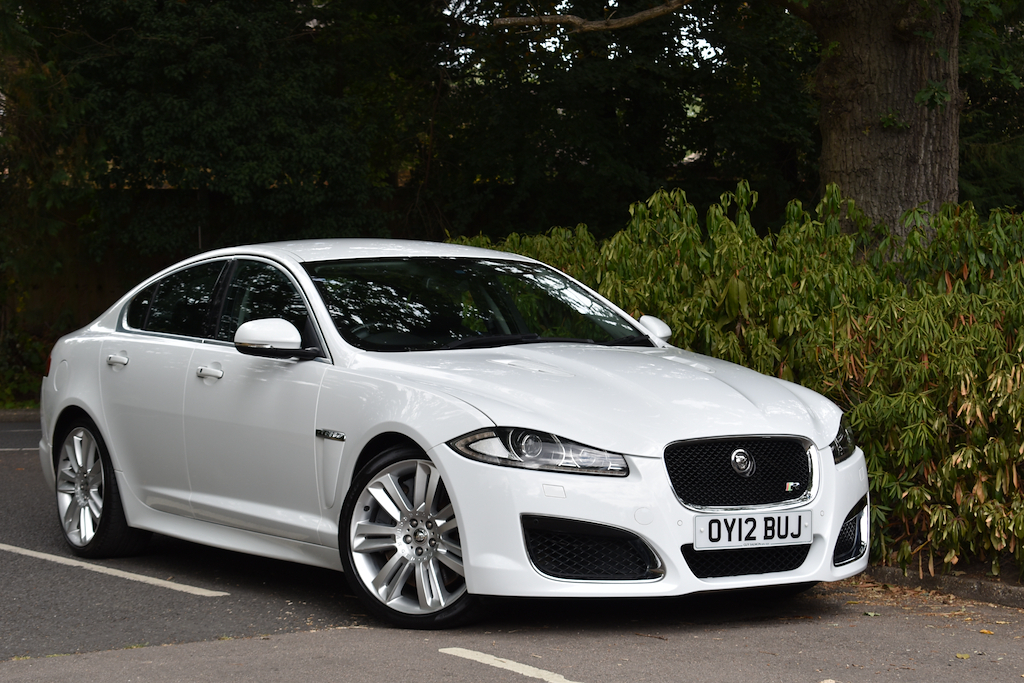 Jaguar XF 5.0 L V8 R White