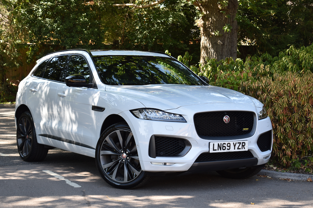 Jaguar F-Pace 2.0 L Sport Awdsliding Panoramic Roofpark Assist White