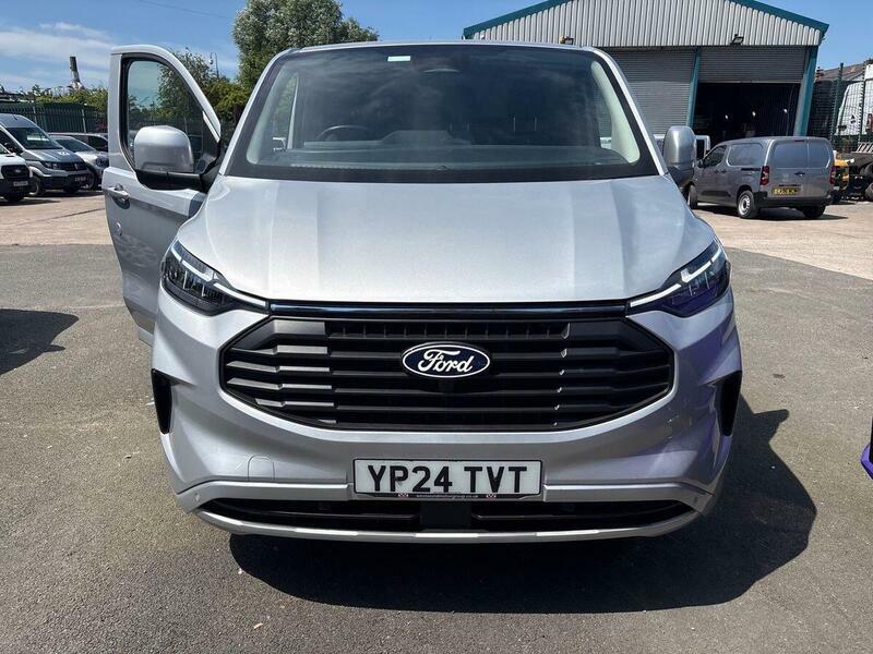 Ford Transit Custom 320 Swb Limited 65Kwh 100Kw 136Ps Silver #26